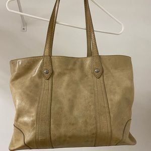 Frye Melissa Shopper Sand